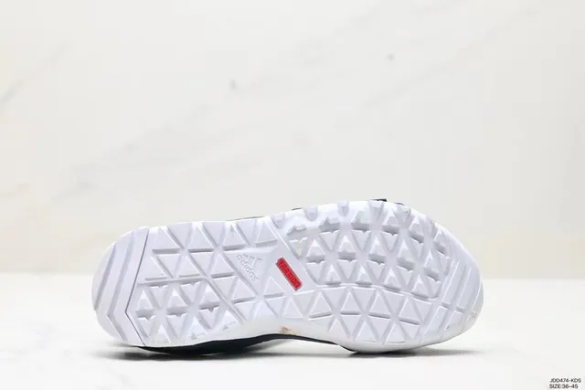 Sandálias casuais Adidas Terrex Navy White Multi-Strap Sola Rugged-Lugged 2