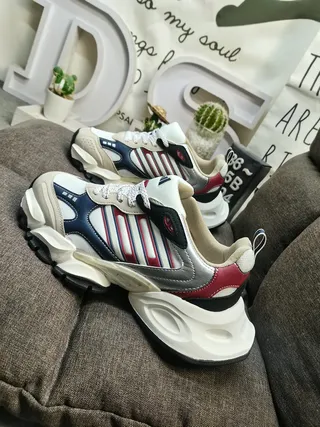 Adidas Track Trainer White Navy Sculpted Sole Three-Stripe Side Panel Chunky Sneakers 7