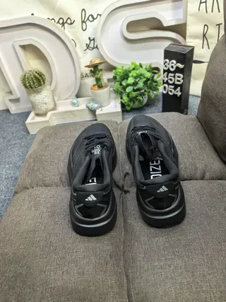 Adidas Ultraboost أسود رمادي أحادي اللون منحوت بوست وسط القدم أسلوب الحياة احذية رياضية 8