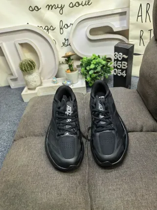 Adidas Ultraboost أسود رمادي أحادي اللون منحوت بوست وسط القدم أسلوب الحياة احذية رياضية 10