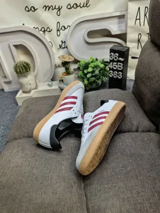 أديداس حذاء رياضي أبيض أحمر low top جلد سويدي علوي نمط حياة 6