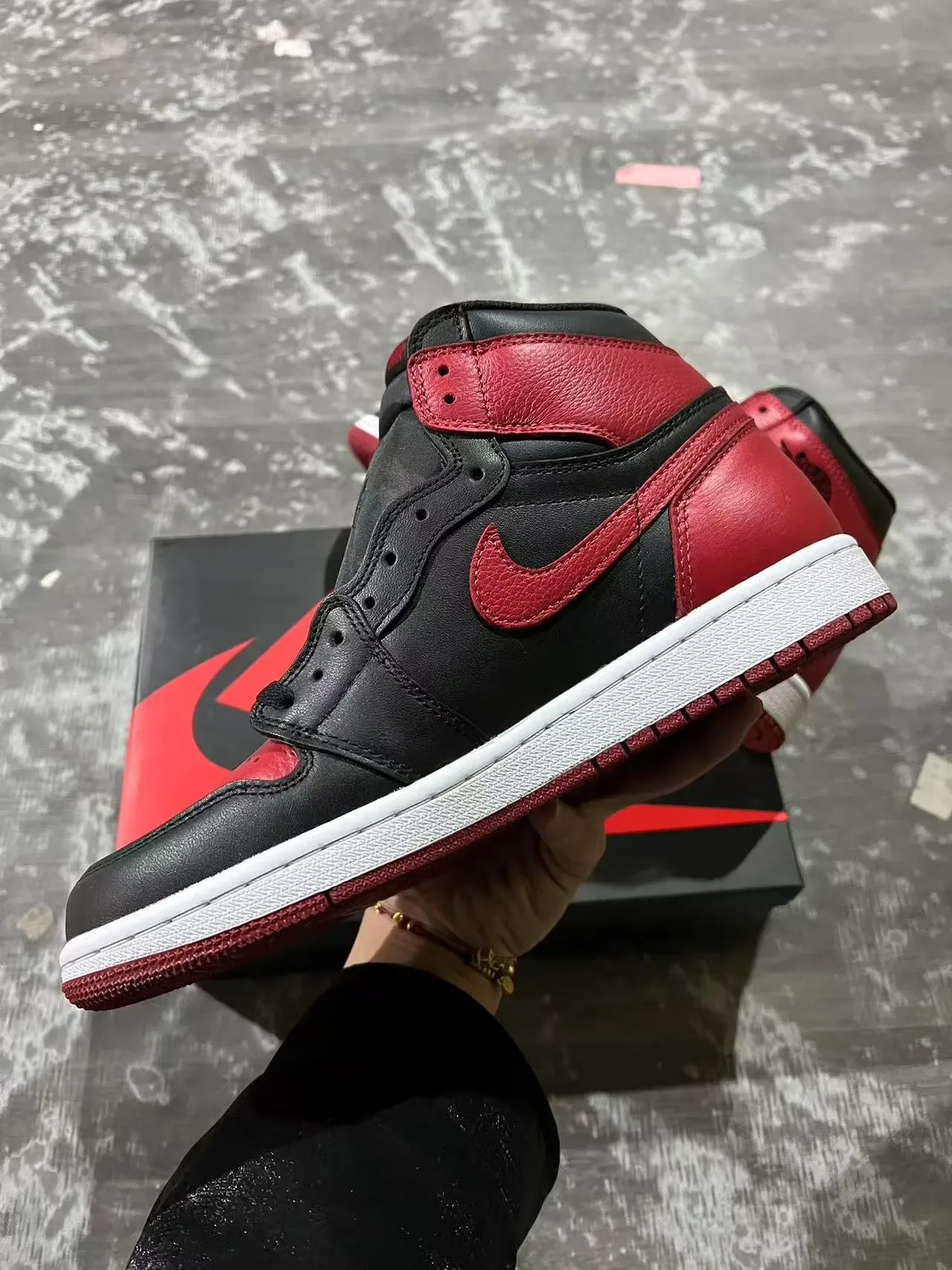 Air Jordan 1 Black University Red Tênis de Basquete 5