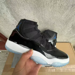 Tênis de basquete Air Jordan 11 Black Concord