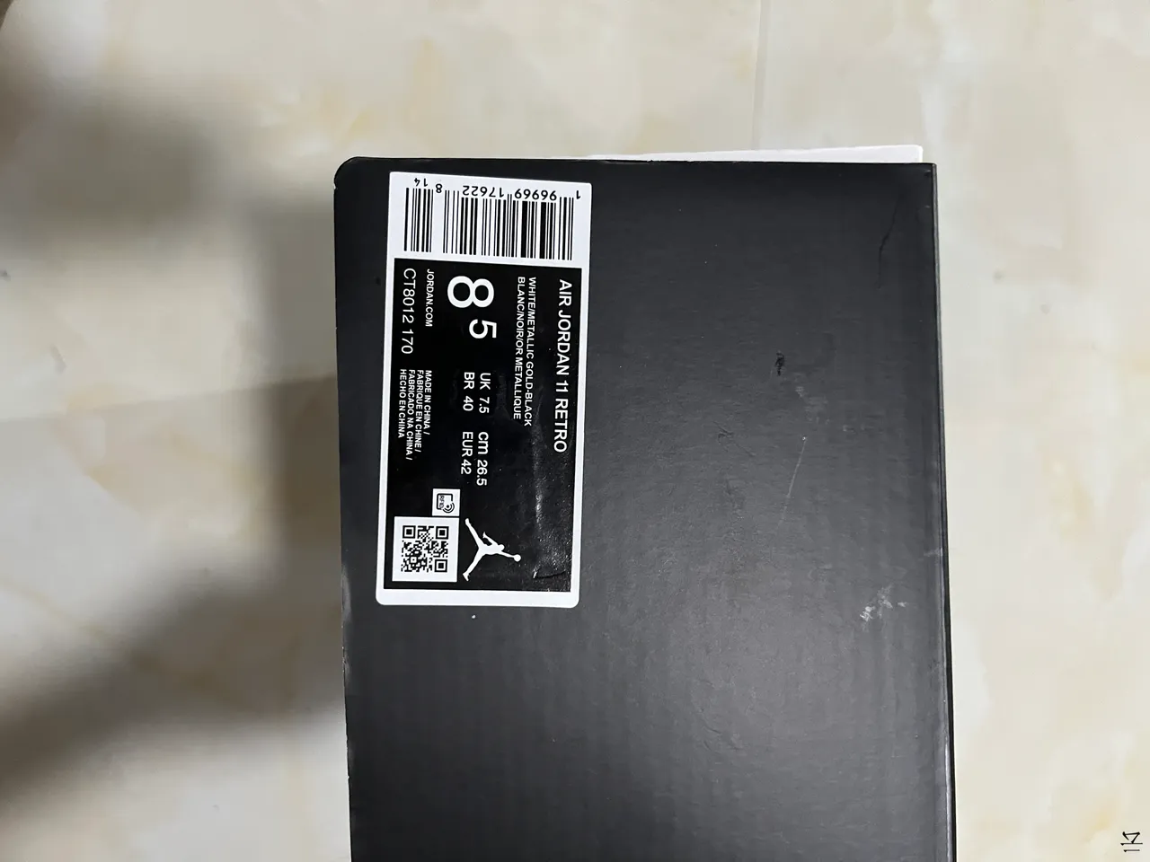 Air Jordan 11 White Black Gold Basketball Shoes 2