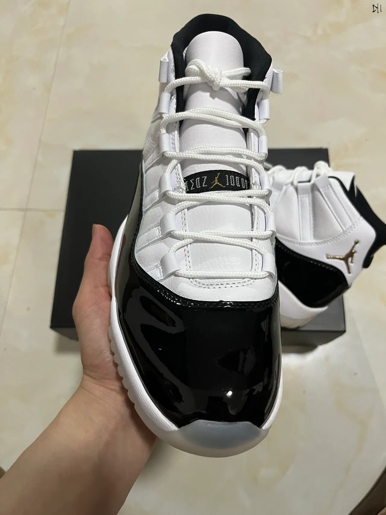 Air Jordan 11 White Black Gold Basketball Shoes 12
