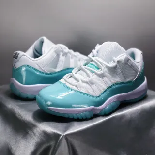 Air Jordan 11 Tênis de Basquete de Couro Patentado Branco Turquesa