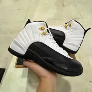 Air Jordan 12 Tênis de Basquete Branco Preto Dourado