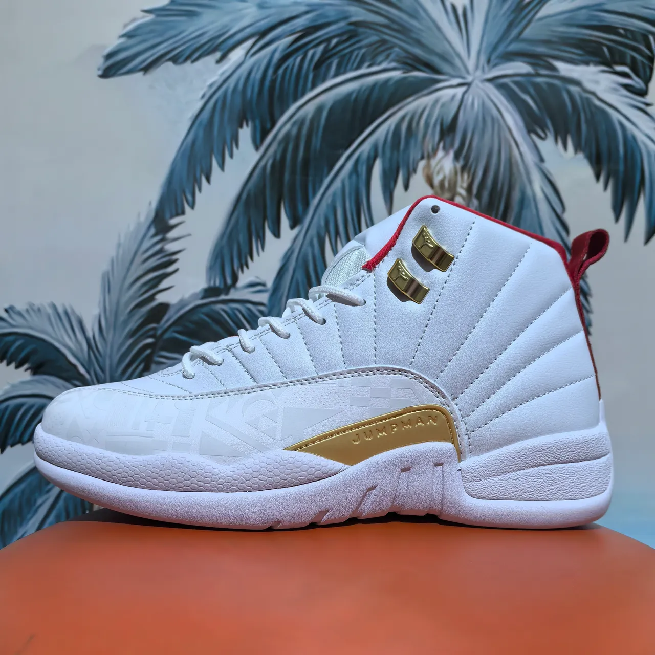 Zapatillas de baloncesto Air Jordan 12 de piel de serpiente blanco y morado 16