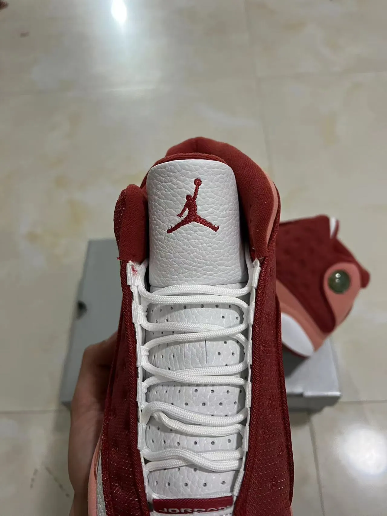 Tênis de basquete Air Jordan 13 bordô pêssego branco 3