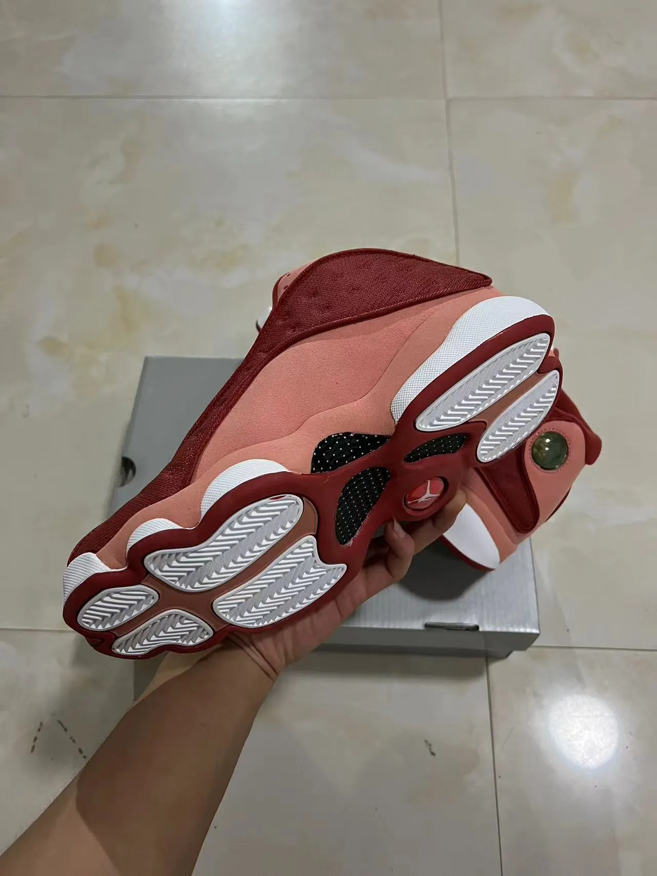 Tênis de basquete Air Jordan 13 bordô pêssego branco 9