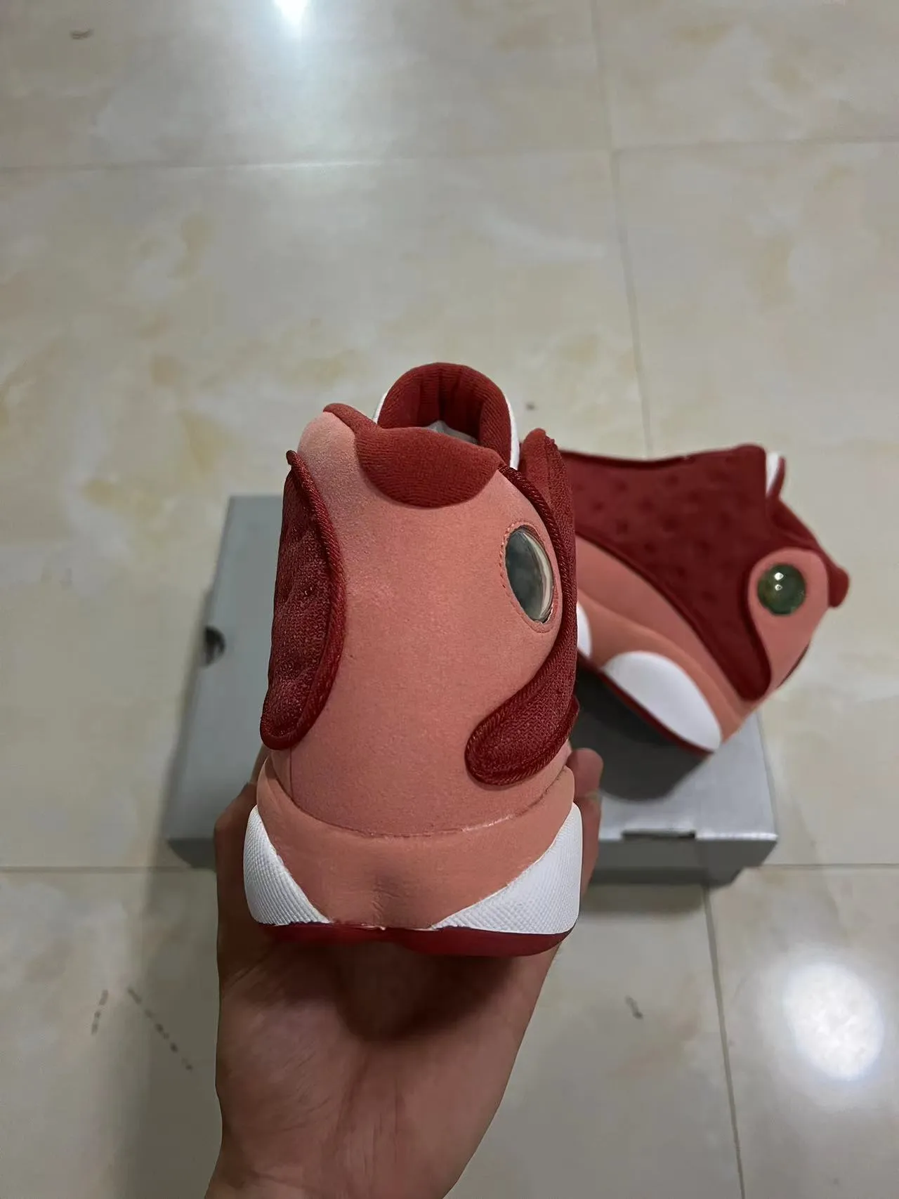 Tênis de basquete Air Jordan 13 bordô pêssego branco 5