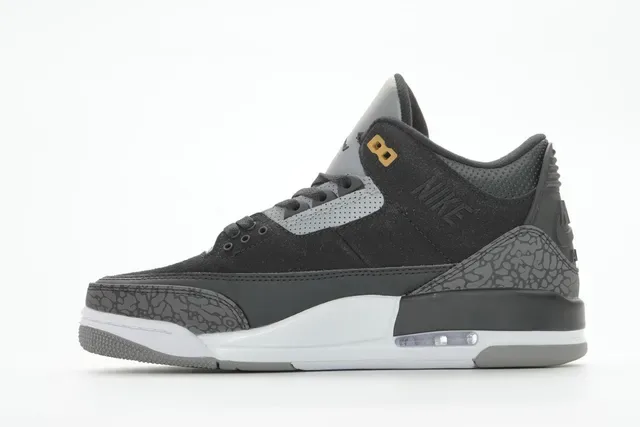 Air Jordan 3 黑色水泥灰篮球鞋 9