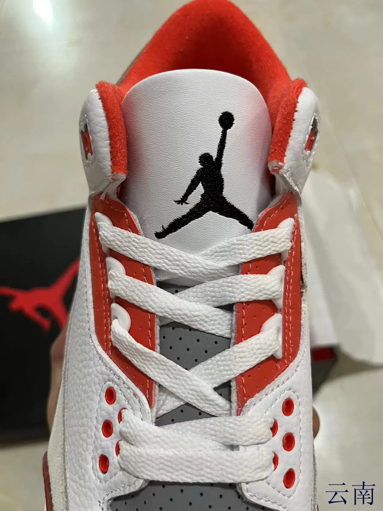 Air Jordan 3 Blanco Rojo Elefante Zapatillas de Baloncesto 4