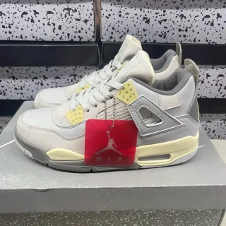 Air Jordan 4 Gris Claro y Crema Zapatillas de Baloncesto