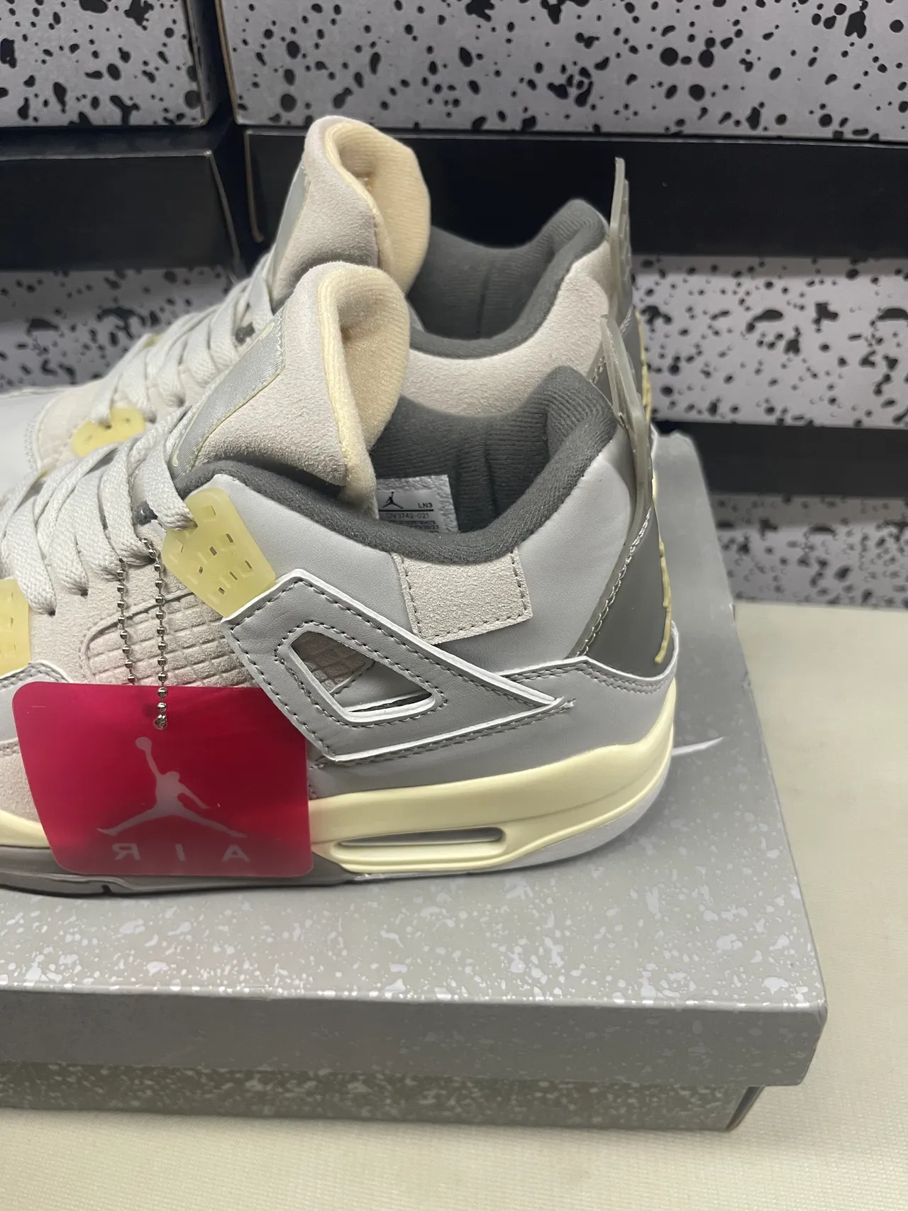 Air Jordan 4 Gris Claro y Crema Zapatillas de Baloncesto 2