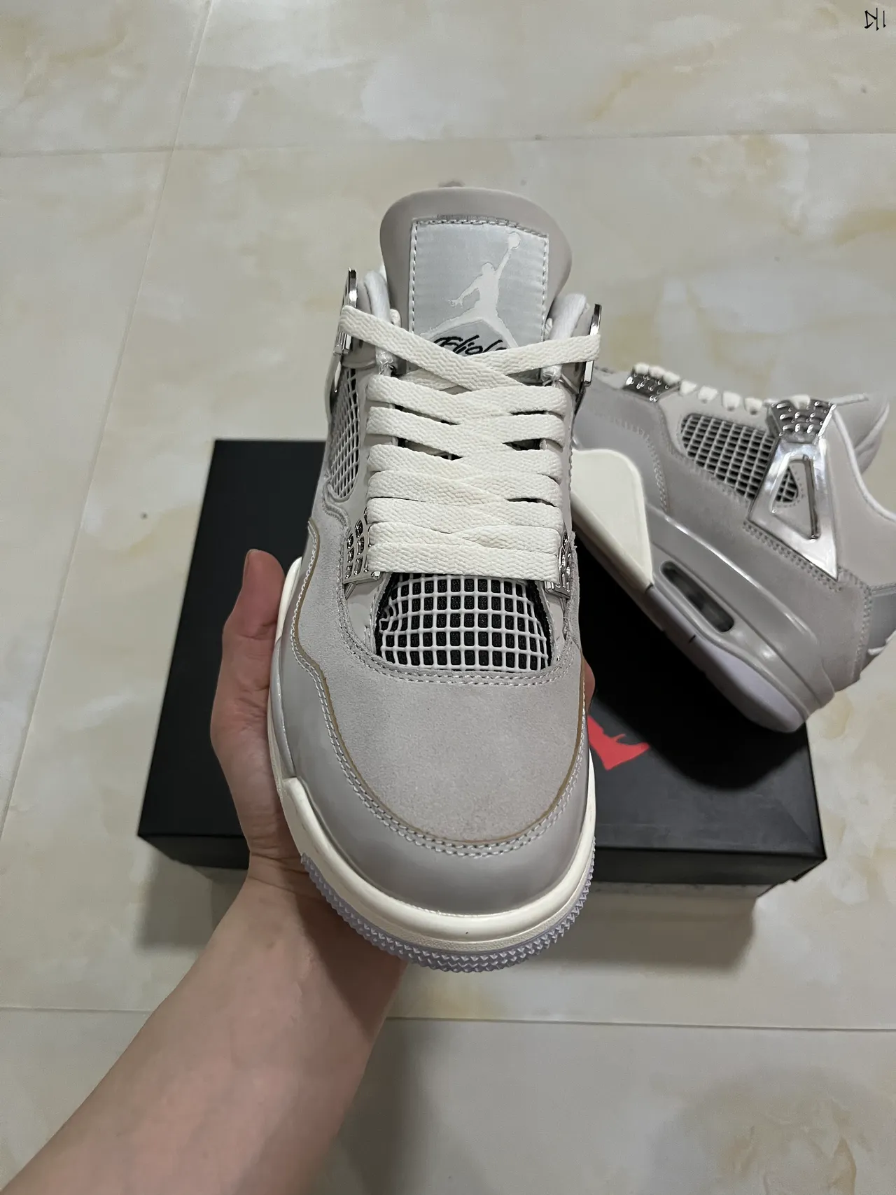 Air Jordan 4 হালকা ধূসর মেটালিক সিলভার বাস্কেটবল জুতো 3
