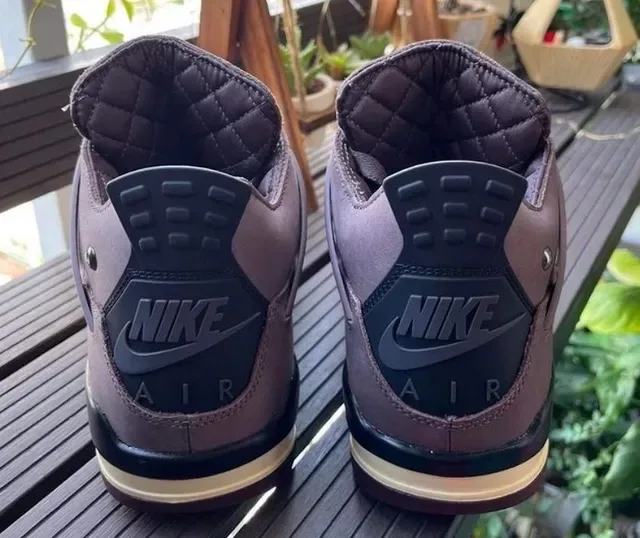 Air Jordan 4 Tênis de Basquete de Camurça Marrom Mate 5