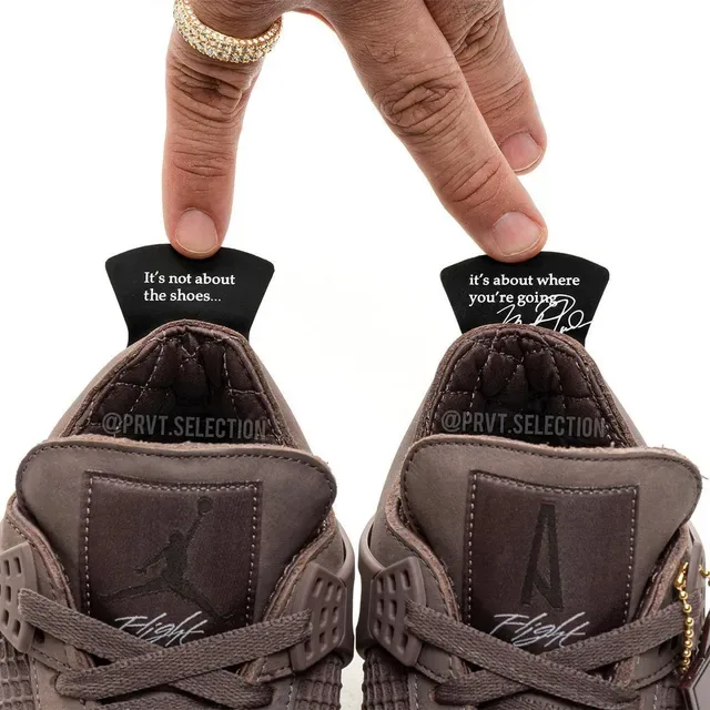Air Jordan 4 Tênis de Basquete de Camurça Marrom Mate 15