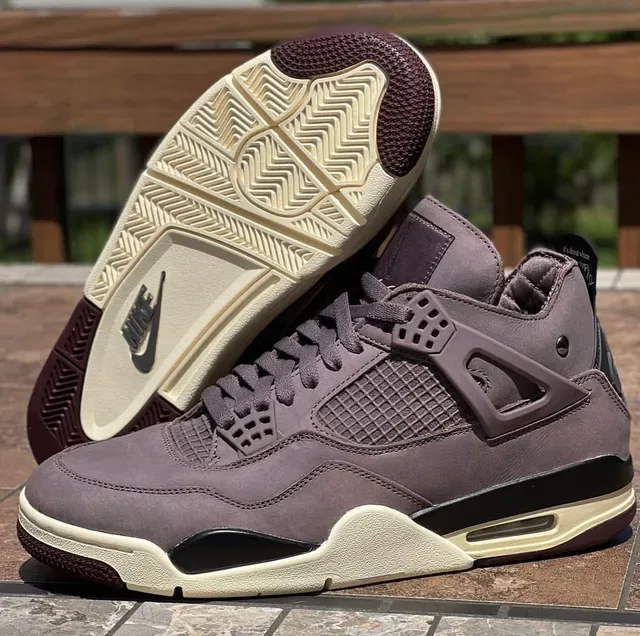 Air Jordan 4 Tênis de Basquete de Camurça Marrom Mate 24