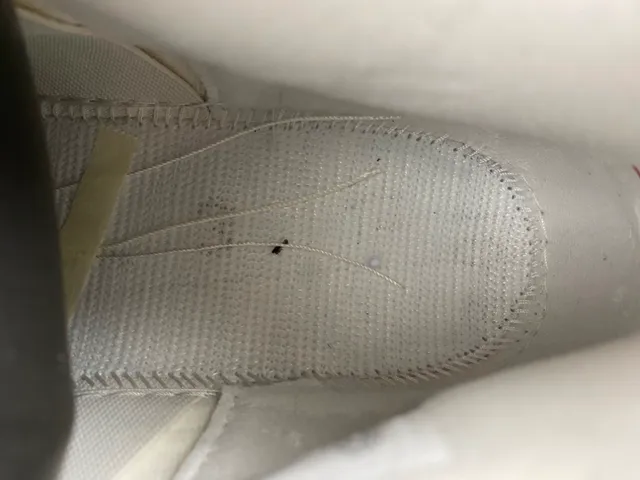 Air Jordan 4 Off-White and Black chaussures de basketball 7