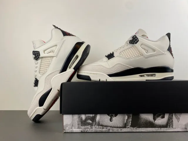Air Jordan 4 Off-White and Black chaussures de basketball 13