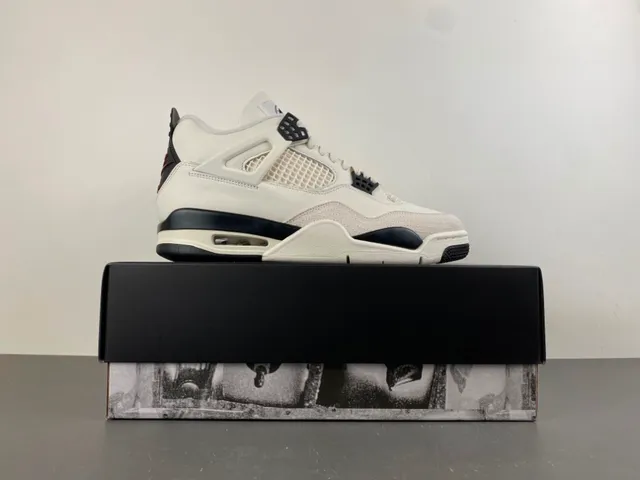 Air Jordan 4 Off-White and Black chaussures de basketball 14