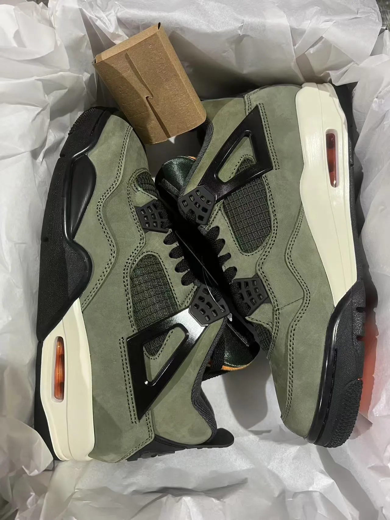 Air Jordan 4 橄榄绿麂皮高帮篮球鞋 10