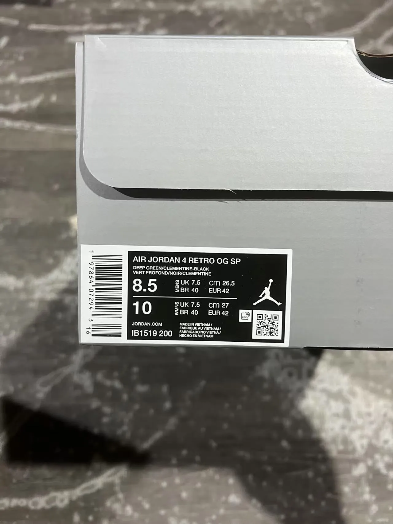 Air Jordan 4 橄榄绿麂皮高帮篮球鞋 9