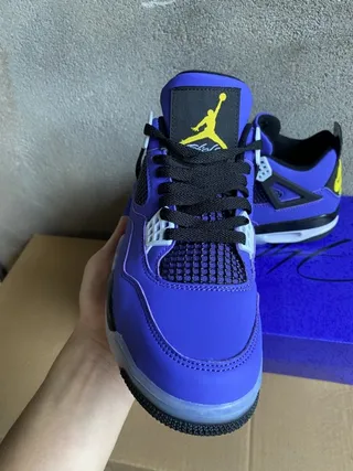 Air Jordan 4 紫色黑色白色篮球鞋 5