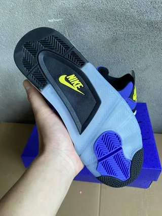 Air Jordan 4 紫色黑色白色篮球鞋 6