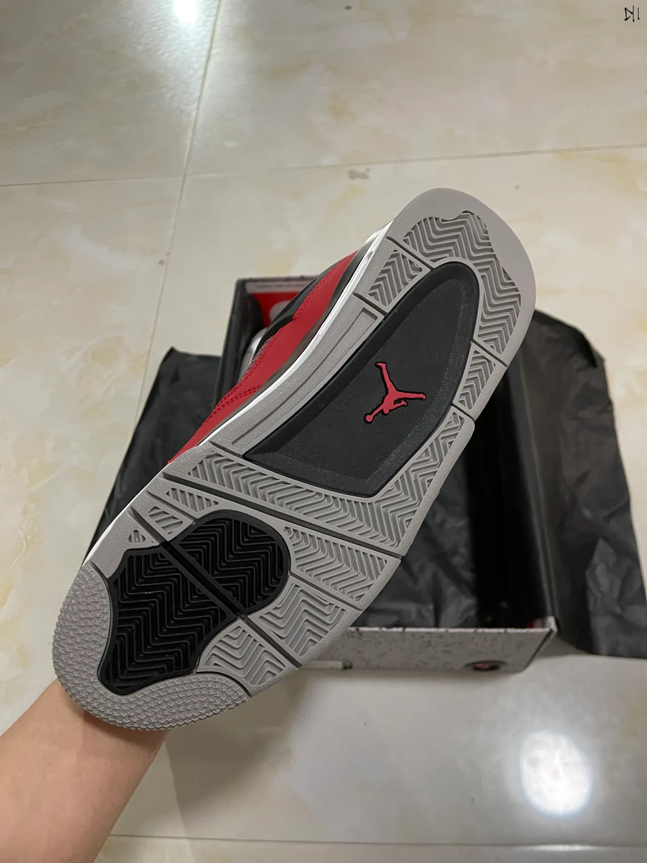Air Jordan 4 লাল কালো সাদা বাস্কেটবল জুতো 5