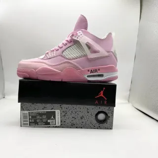 Air Jordan 4 Retro SP 粉色生活篮球鞋