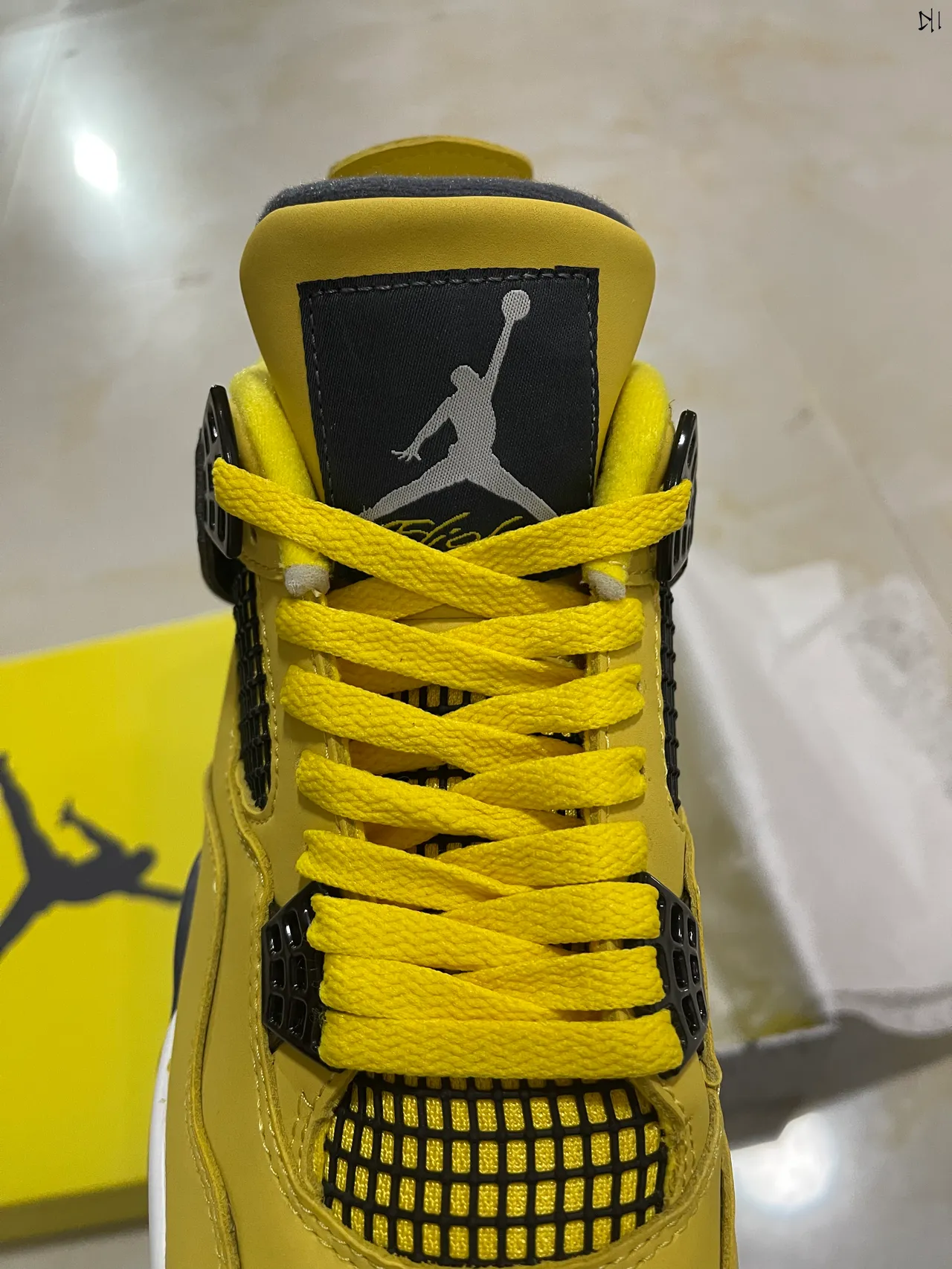 Air Jordan 4 Jaune Noir Blanc Chaussures de Basketball 4