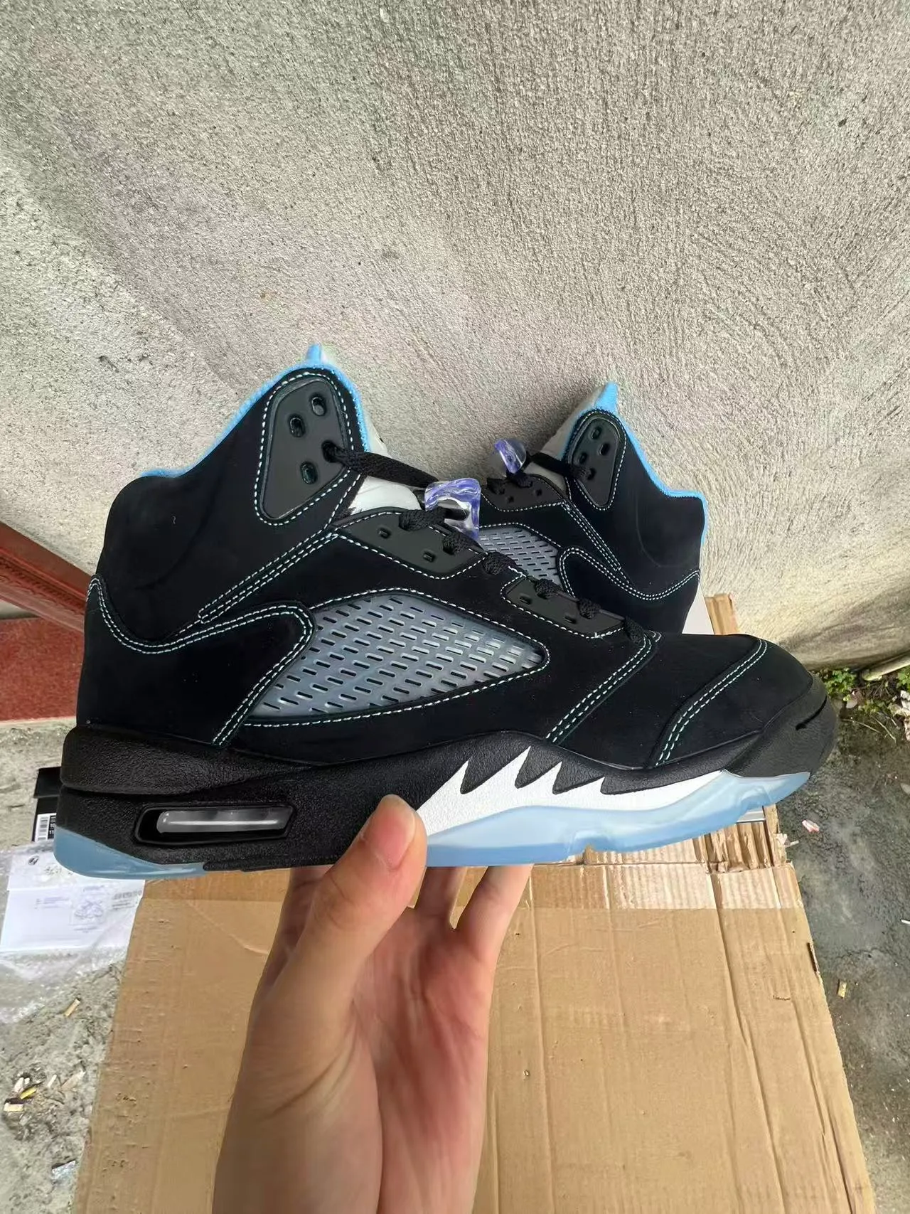 Air Jordan 5 Black Light Blue Basketball Shoes 7