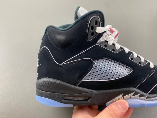 Air Jordan 5 Black Light Blue Cement أحذية كرة السلة 3