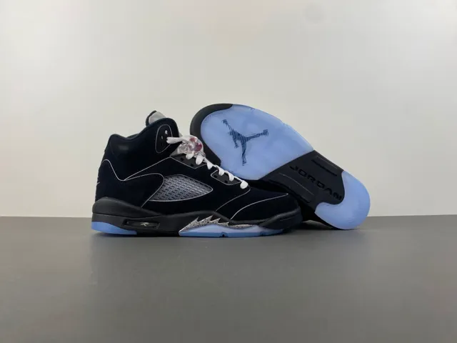 Air Jordan 5 Black Light Blue Cement أحذية كرة السلة 13