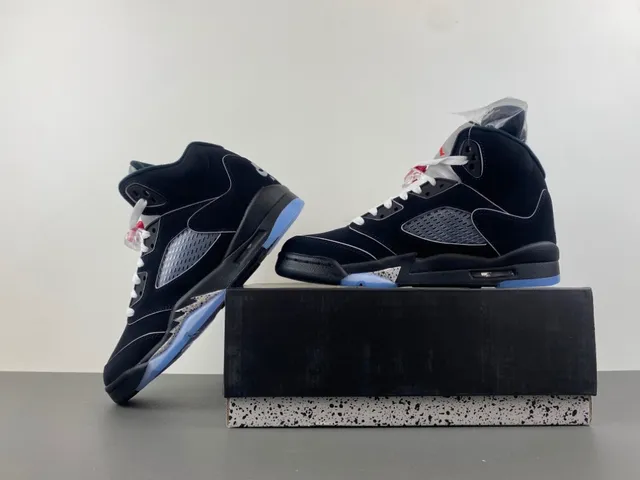Air Jordan 5 Black Light Blue Cement أحذية كرة السلة 15