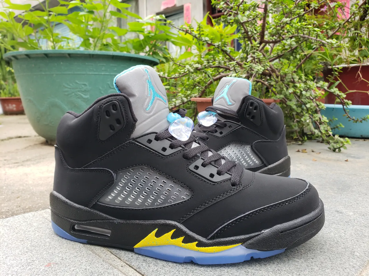 Zapatillas de baloncesto Air Jordan 5 negro amarillo azul 4