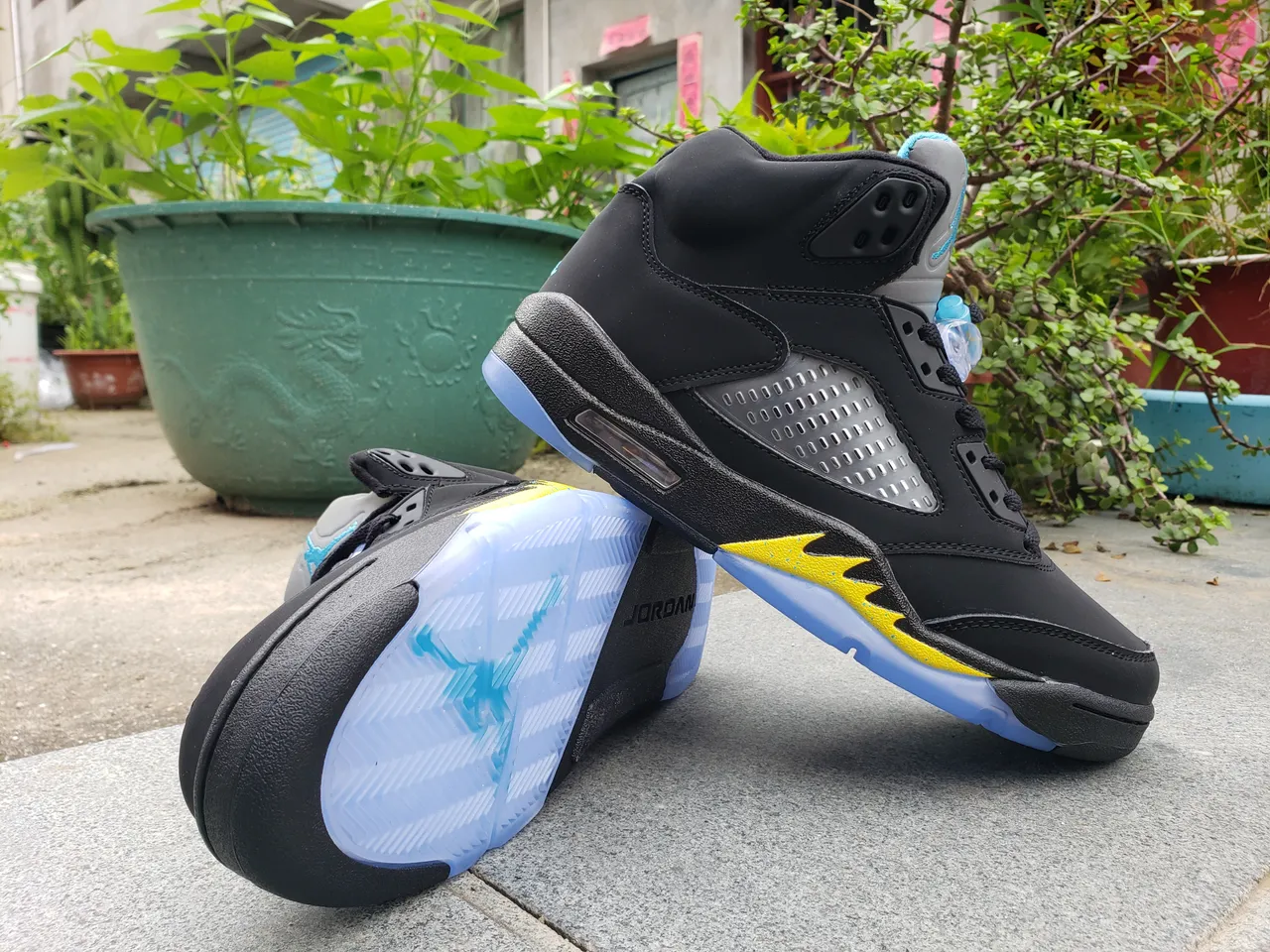 Zapatillas de baloncesto Air Jordan 5 negro amarillo azul 5