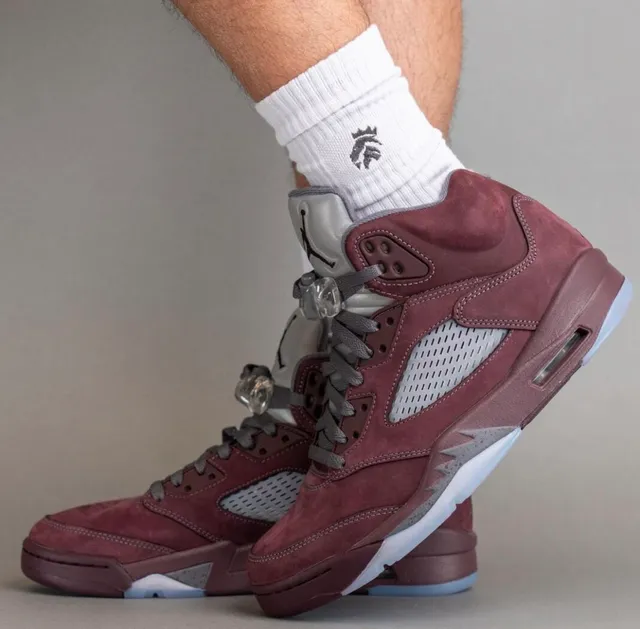 Air Jordan 5 أحذية كرة السلة بورجوندي سويد High-Top 10