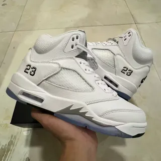 Air Jordan 5 सफ़ेद काला '23' बास्केटबॉल जूते