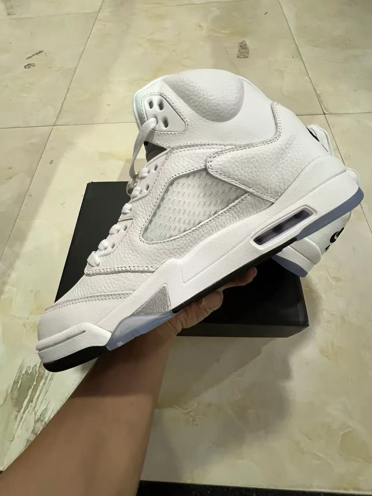 Air Jordan 5 सफ़ेद काला '23' बास्केटबॉल जूते 5