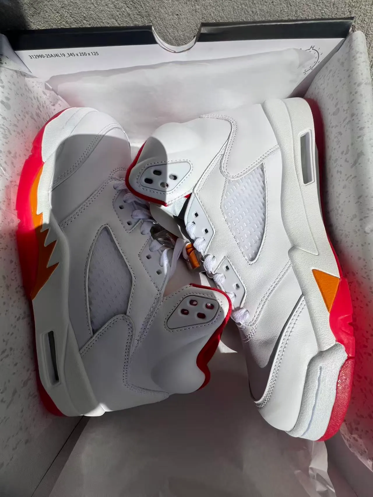 Zapatillas de baloncesto Air Jordan 5 blanco gris rojo naranja 9
