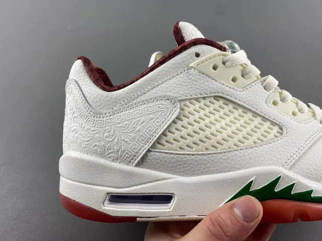 Tênis de basquete Air Jordan 5 branco grená verde 3
