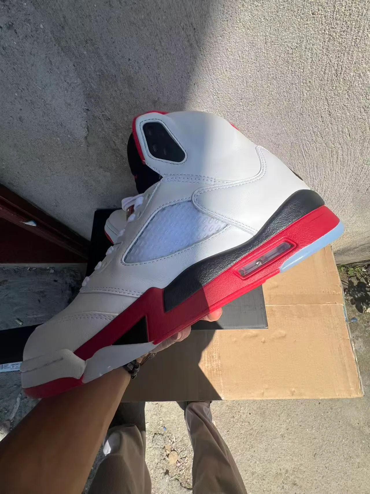 Air Jordan 5 chaussures de basketball blanc rouge noir 5