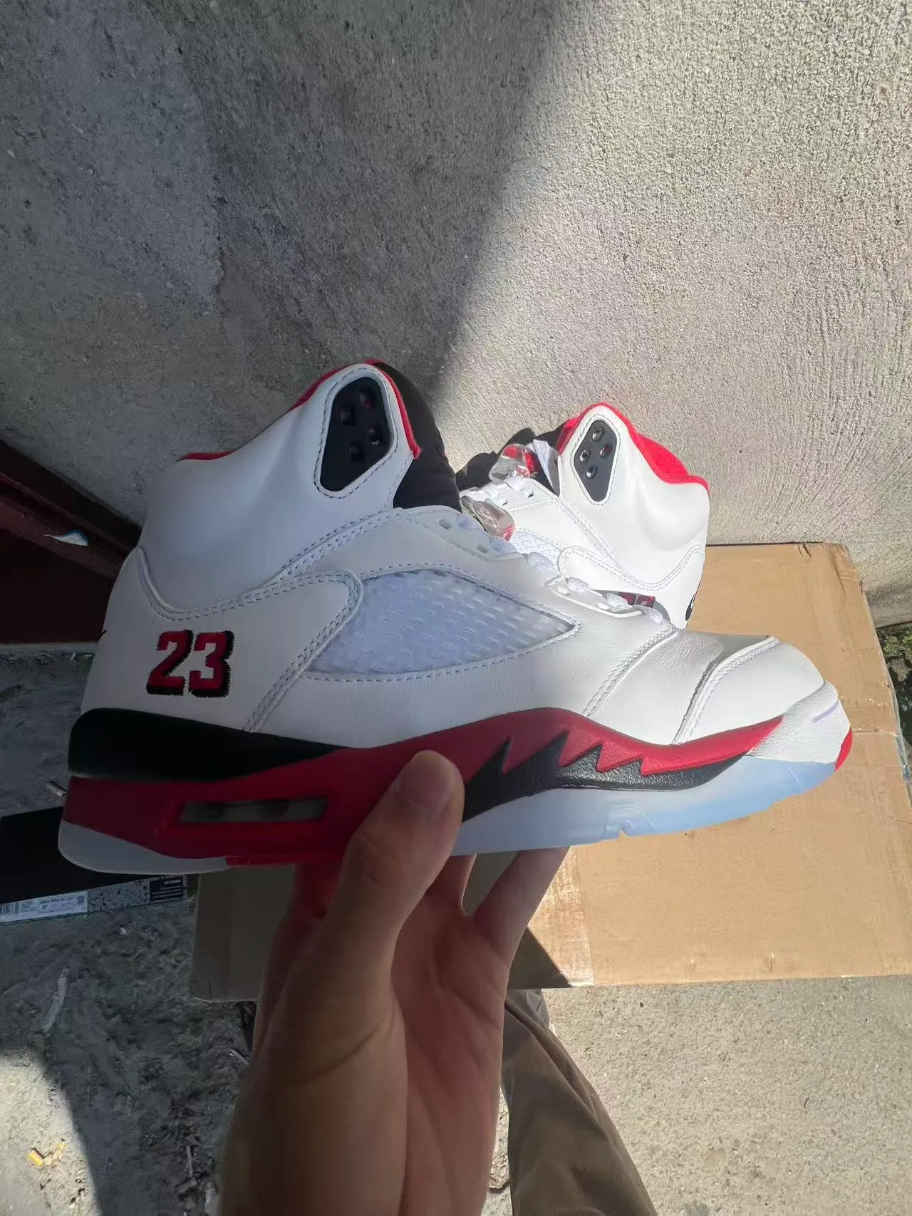 Air Jordan 5 chaussures de basketball blanc rouge noir 7