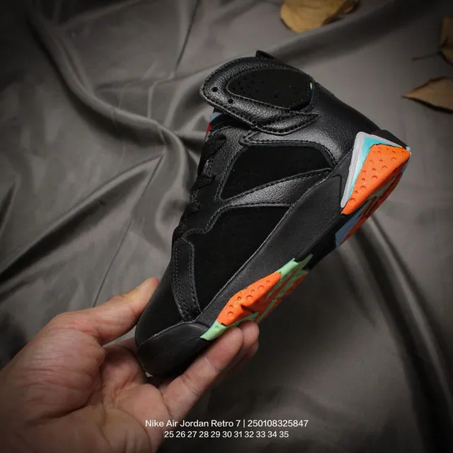Air Jordan 7 सफेद लाल नीला बच्चों के बास्केटबॉल जूते 11