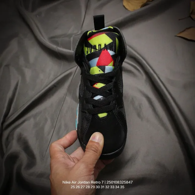 Air Jordan 7 सफेद लाल नीला बच्चों के बास्केटबॉल जूते 12