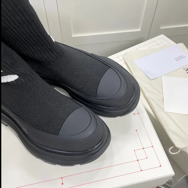 Alexander McQueen 黑色白色针织袜顶 Logo集成 膝靴 2