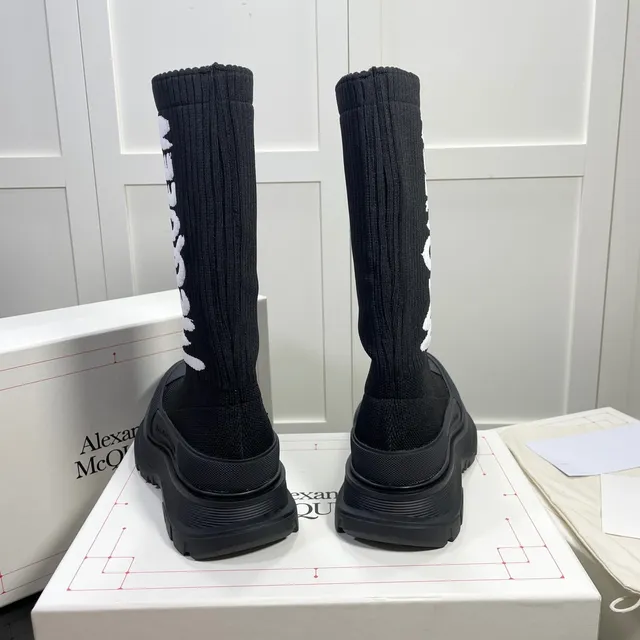Alexander McQueen 黑色白色针织袜顶 Logo集成 膝靴 7